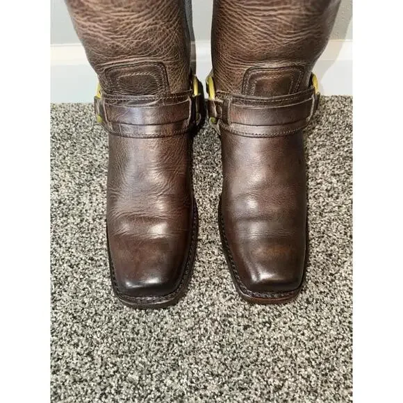 $498 EXCELLENT! Frye Harness 12R Boots Size 8 Brown Moto Leather Women’s Brown - Picture 6 of 9
